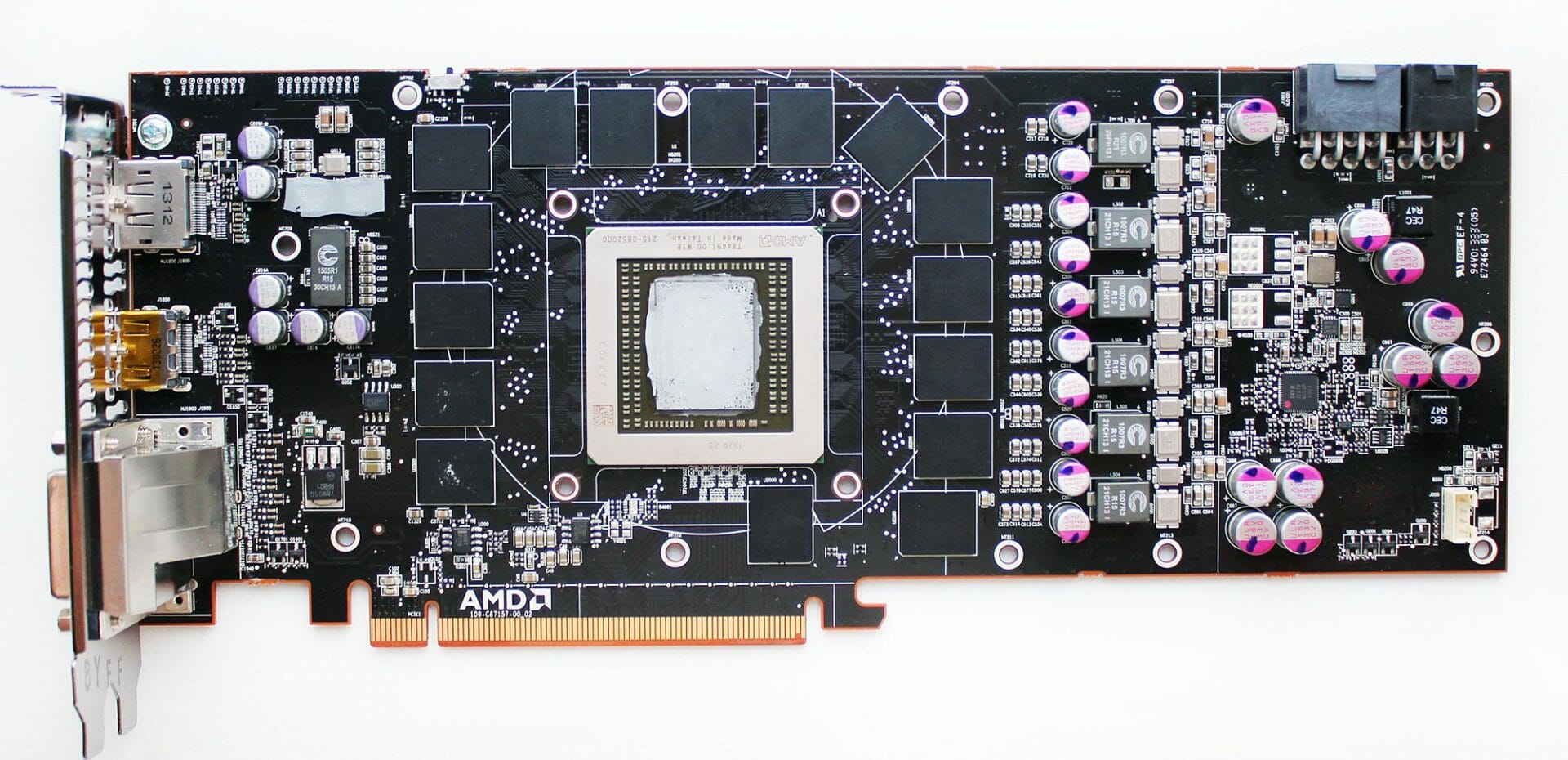 8 AMD Radeon R9 290 pcb