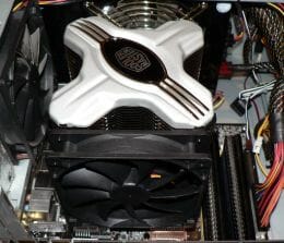 25 cooler master hyper z600 inside case
