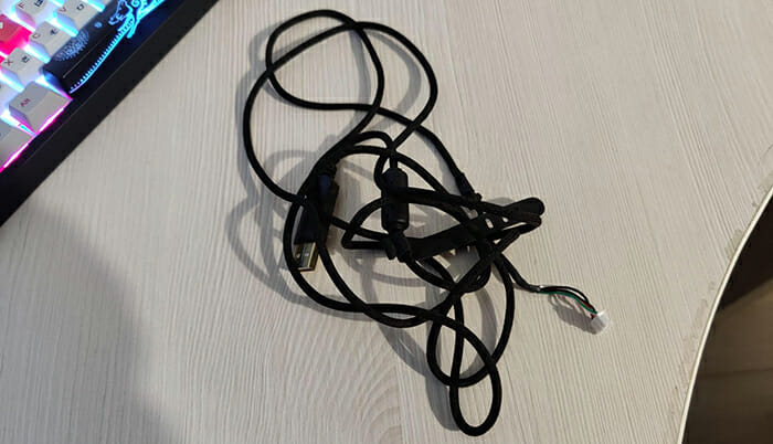 unplugged mouse cord
