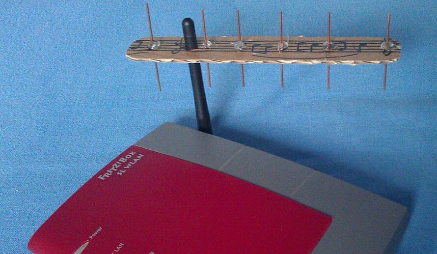 router with handmade antenna
